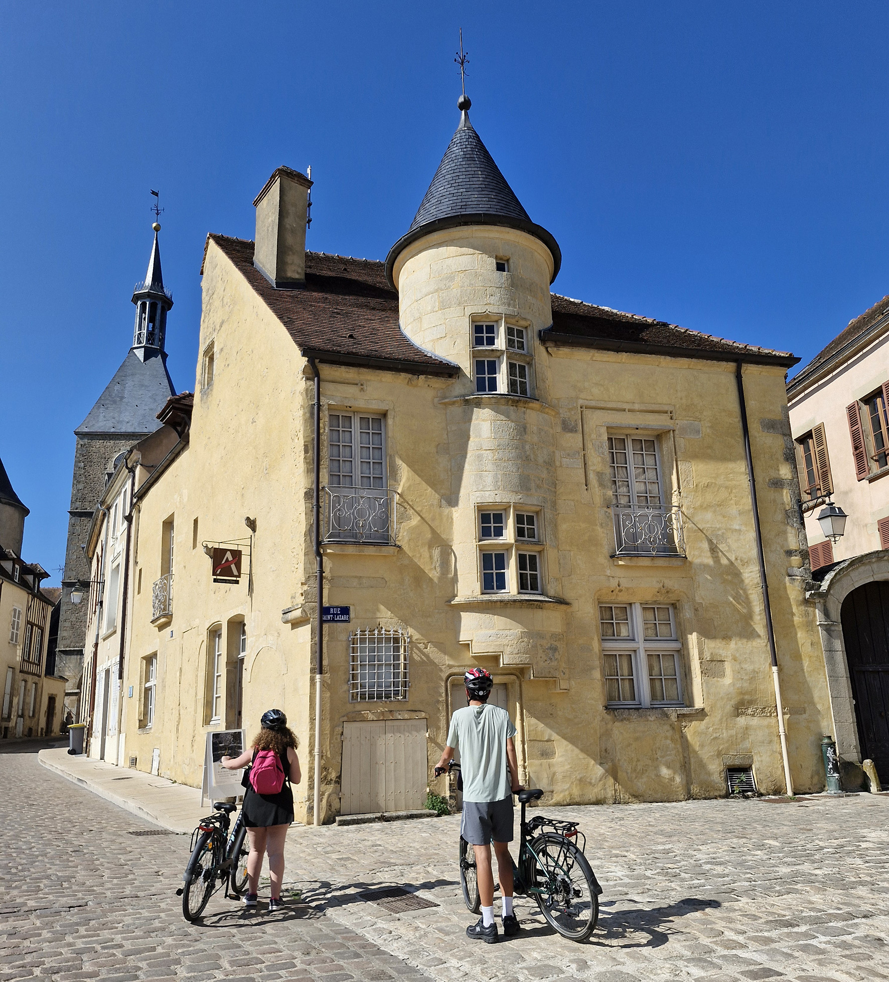 Location de vélos classiques et électriques